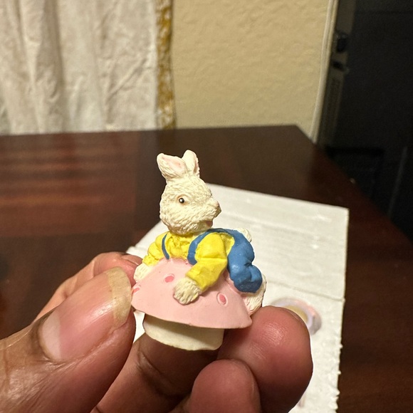 Easter Bunny 10 Pcs Tea set, a.ns Miniature Resin tea set with plates & tray. - Picture 9 of 11